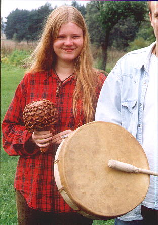 Bęben i grzechotka